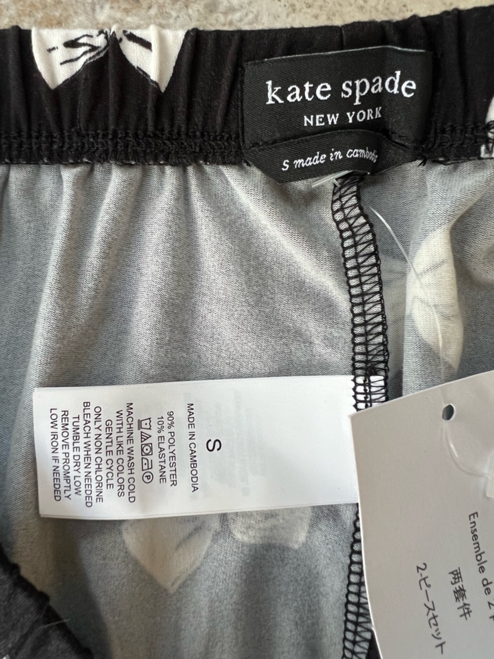 Kate Spade Black White Bow Short Sleeved Pajama Set Dream a Little Dream, size S - Picture 7 of 9